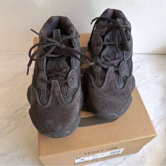 Yeezy Shoes - EUC Yeezy 500 Utility Black Size 5 women size 37.5 US 6.5